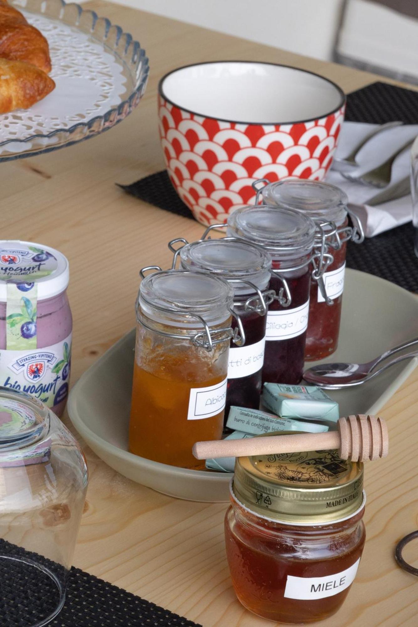 Bed And Breakfast Le Giale 카스텔누보델가다 외부 사진